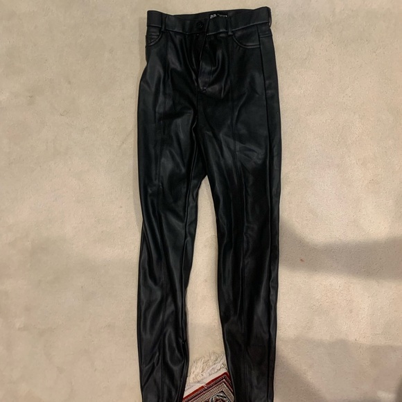 Zara black leather pants - Picture 3 of 3